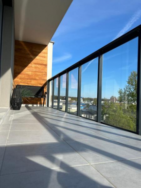 Apartament Przy Porcie z klimatyzacją i garażem